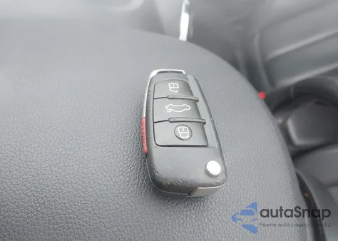 2016 Audi A3 2.0T Premium из США, поврежденный, VIN WAUB8GFF3G1082619